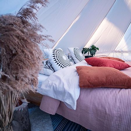 Mereaeaere Glamping Ja Rannamaja Liimala Eksteriør billede