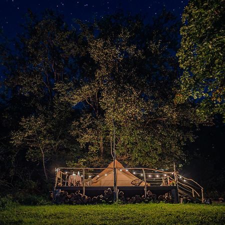 Mereaeaere Glamping Ja Rannamaja Liimala Eksteriør billede
