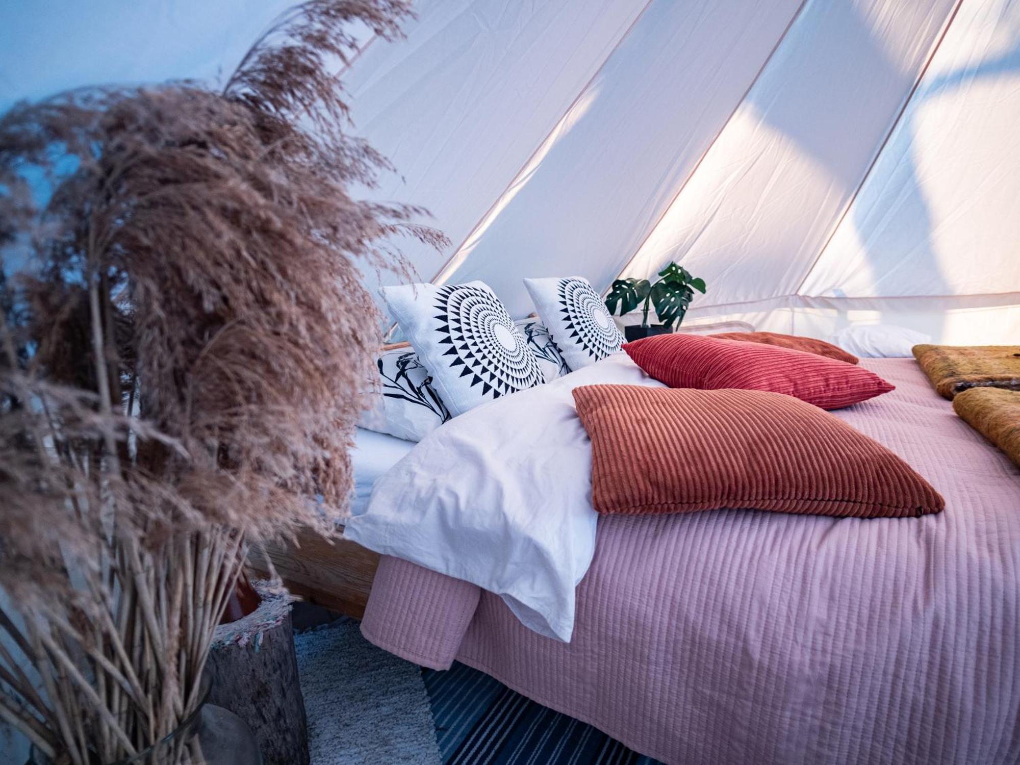 Mereaeaere Glamping Ja Rannamaja Liimala Eksteriør billede